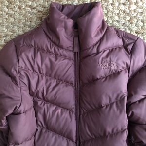 The North Face Aplz 2.0 Down Full Zip Jacket. Size Small